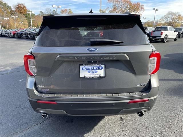 2021 ford explorer xlt