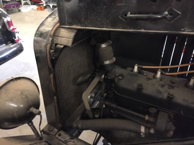 super clean model t doctors coupe survivor, runs