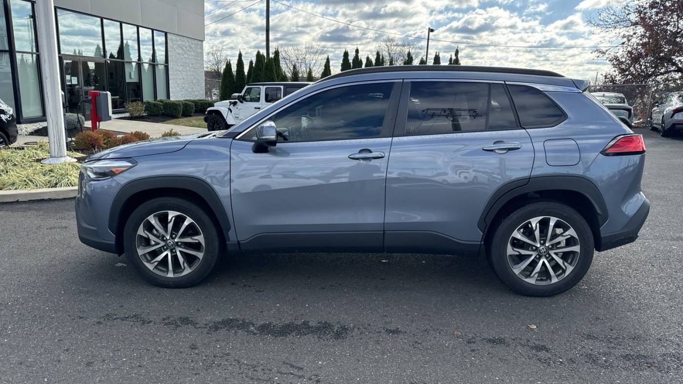 2022 toyota corolla cross xle