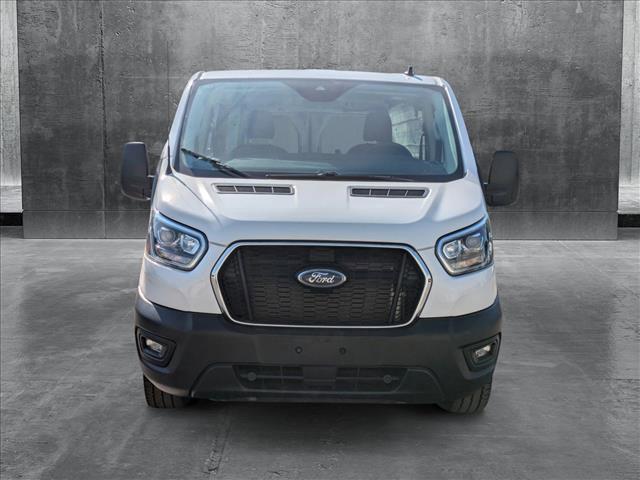 2023 ford transit-250 base