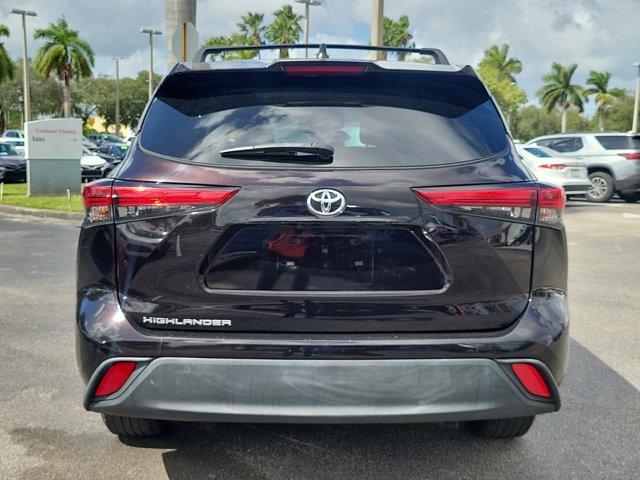 2022 toyota highlander l