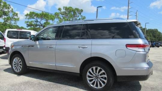 2022 lincoln navigator standard