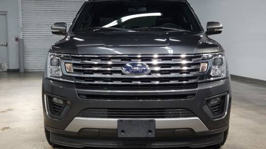 2018 ford expedition xlt