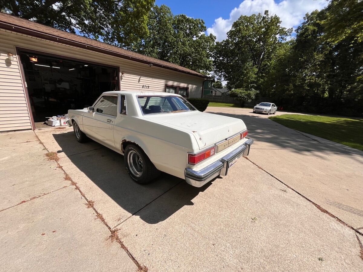 1976 mercury monarch white 2 door gia, 351w and c6 trans