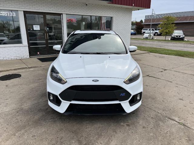 2016 ford focus rs base