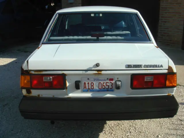 1983 toyota corolla 168k miles looks bad runs great! realiable daily driver