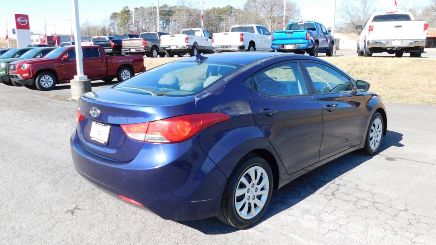 2011 hyundai elantra gls