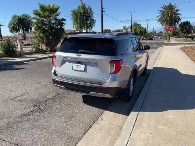 2023 ford explorer xlt