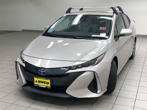 2021 toyota prius prime
