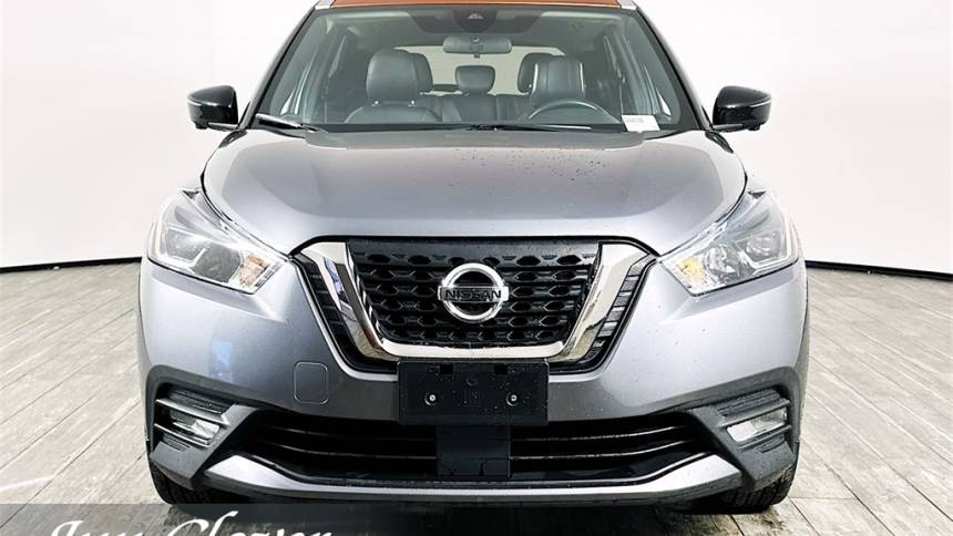 2020 nissan kicks sr
