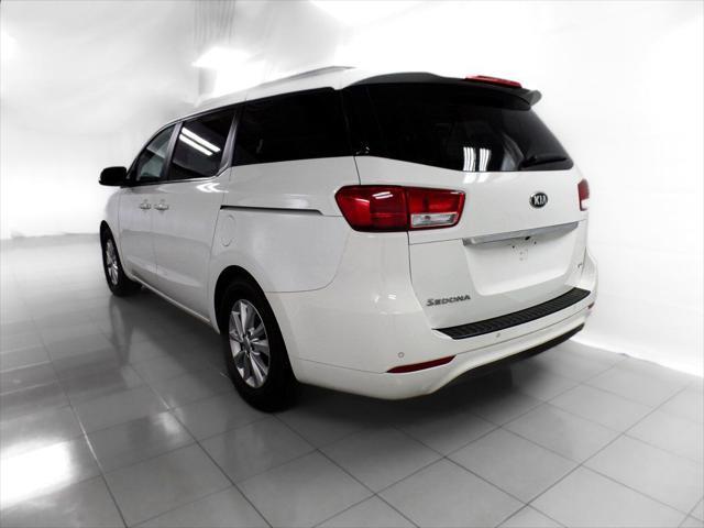 2016 kia sedona lx