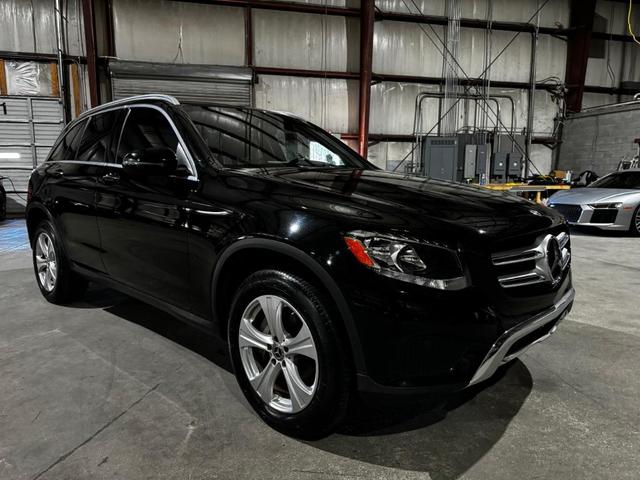 2017 mercedes-benz glc 300 base 4matic
