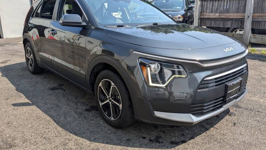 2023 kia niro ex