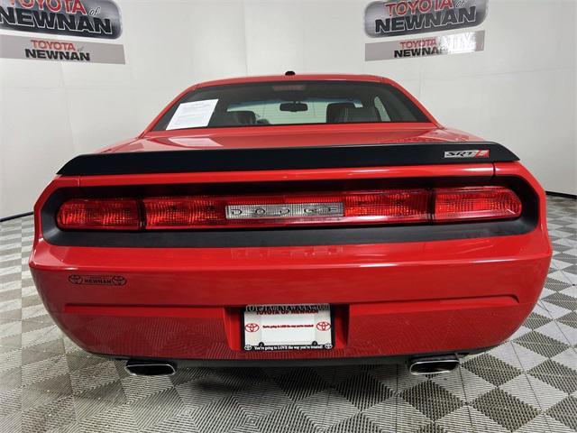 2009 dodge challenger srt8