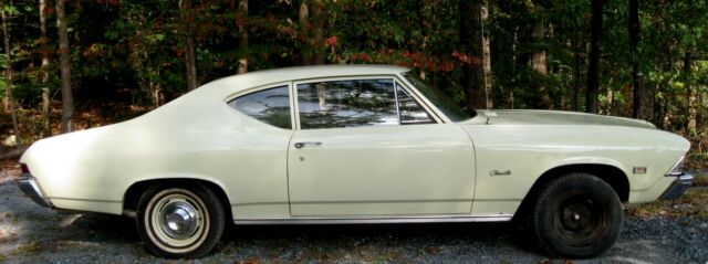 1968 chevelle 300 2 door 300 deluxe,yellow/ivy gold int.350,rebuilt auto,ps,pdb