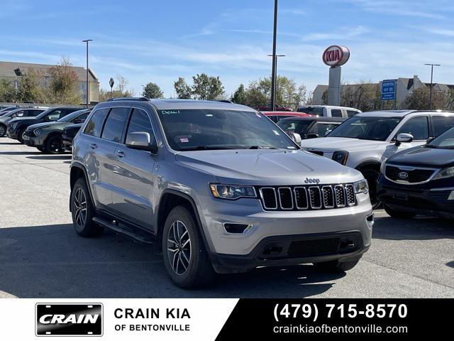 2020 jeep grand cherokee laredo