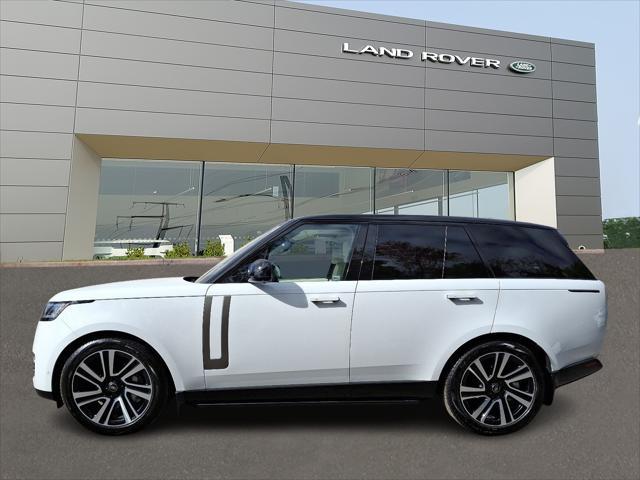 2023 land rover range rover p400 se