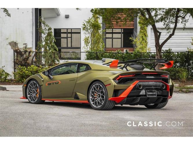 2022 lamborghini huracan in bennington, vermont