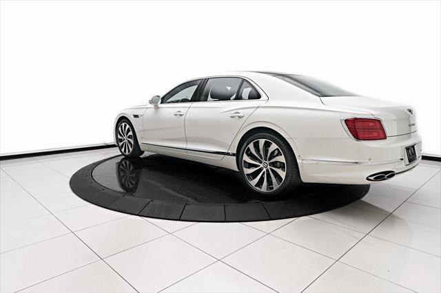 2022 bentley flying spur v8