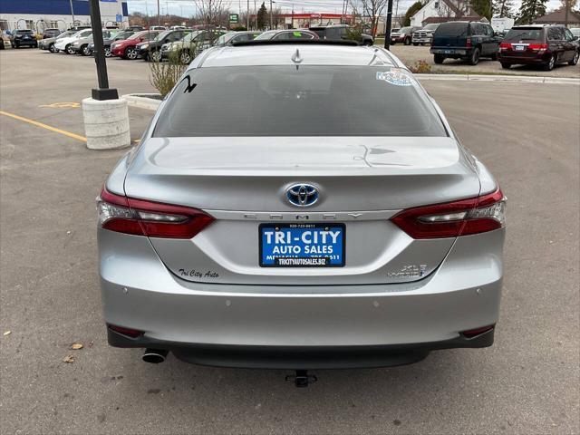 2021 toyota camry hybrid xle