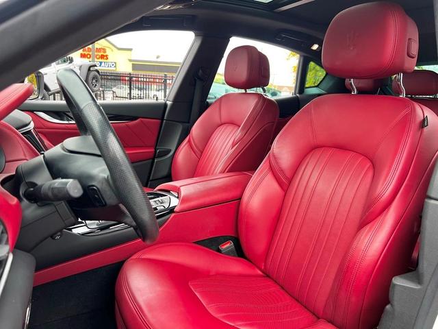 2021 maserati levante base