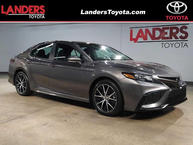 2023 toyota camry se