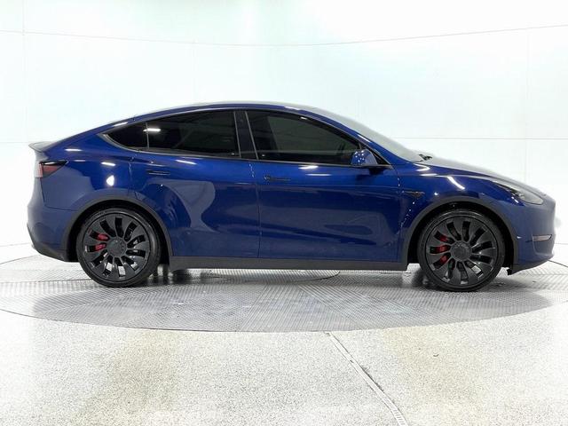 2022 tesla model y performance