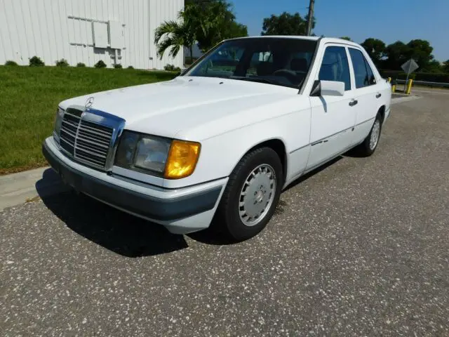 1991 mercedes 300d turbo diesel w/ sunroof *low reserve*