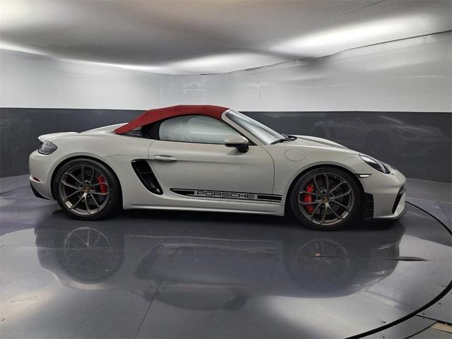 2023 porsche 718 spyder base