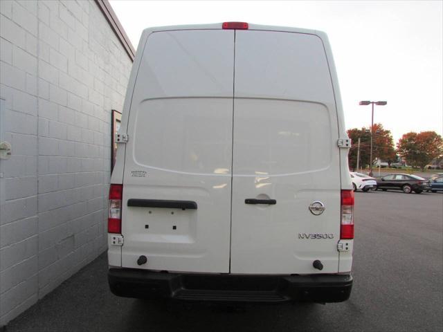 2021 nissan nv cargo nv3500 hd s v8