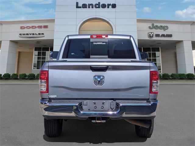 2022 ram 2500 tradesman crew cab 4x2 6'4' box