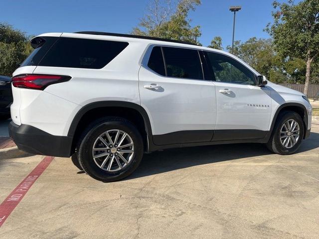 2023 chevrolet traverse lt cloth