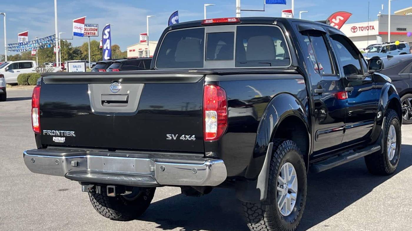 2015 nissan frontier sv