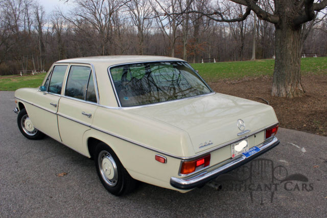 1969 mercedes-benz 230 - rare 5 speed manual!