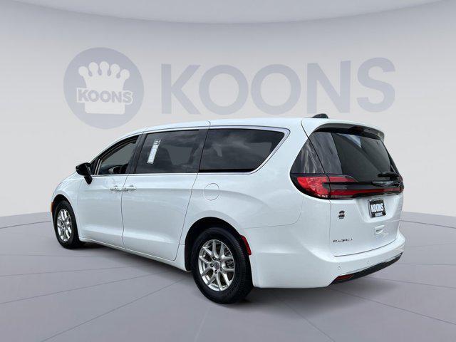 2024 chrysler pacifica touring l