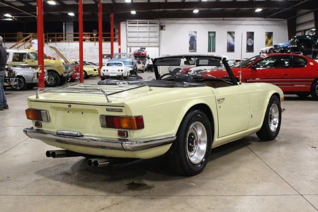 1971 triumph tr6 84064 miles jasmine yellow convertible 6 cylinder manual