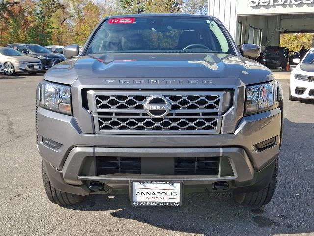 2024 nissan frontier sv