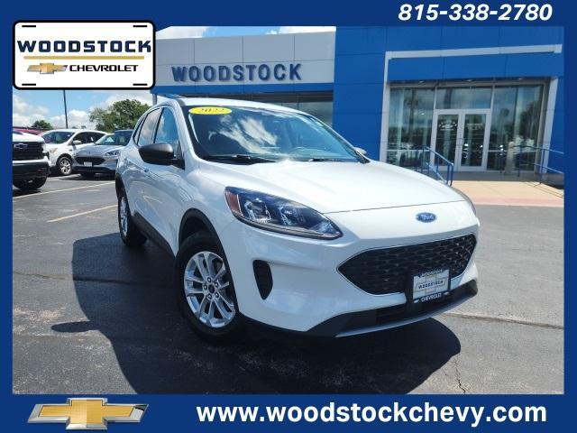2022 ford escape se