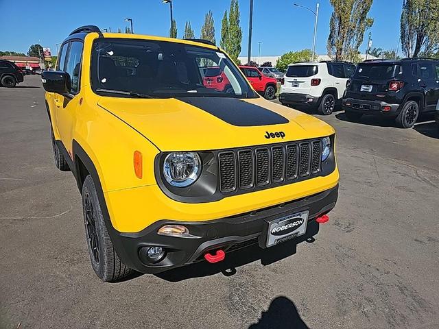 2023 jeep renegade trailhawk