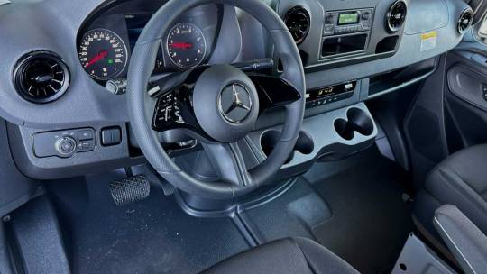 2025 Mercedes-Benz Sprinter