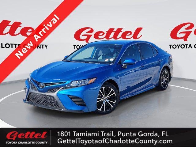2020 toyota camry se