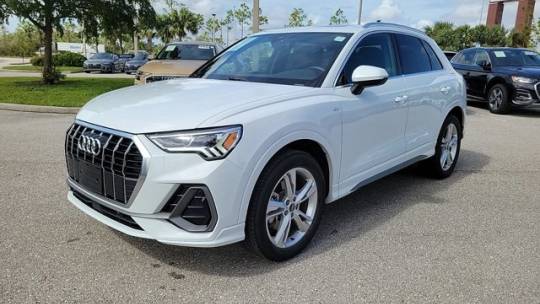 2022 Audi Q3