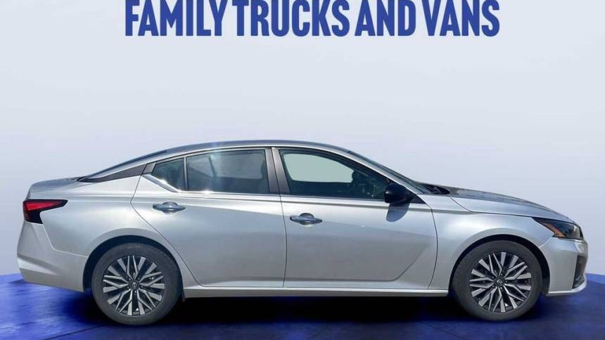 2024 nissan altima 2.5 sv