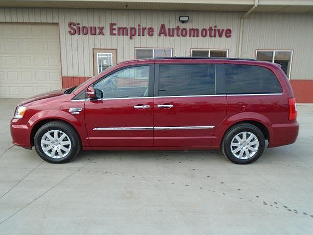 2016 chrysler town & country touring for sale in tea, south dakota