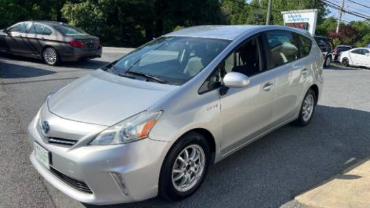 2013 Toyota Prius v (+)