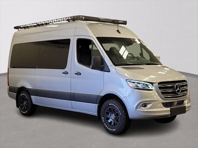 2022 mercedes-benz sprinter 2500 standard roof
