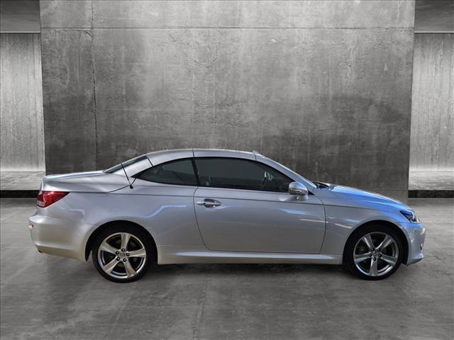 2013 lexus is 250c base