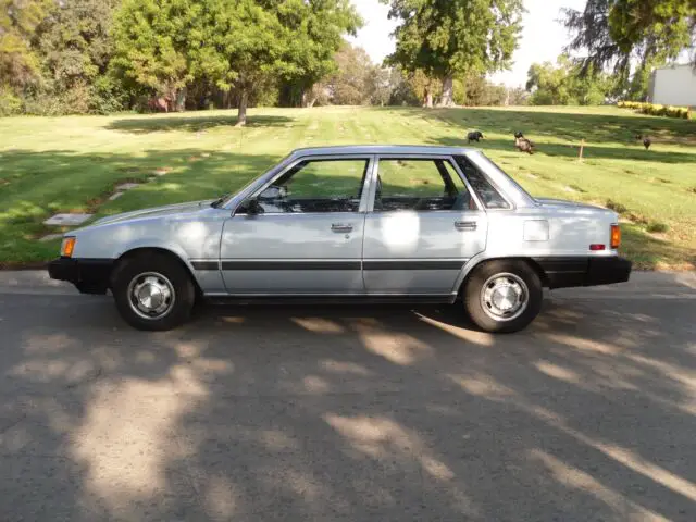1986 toyota camry dlx sedan - 106,000 actual miles - many new parts