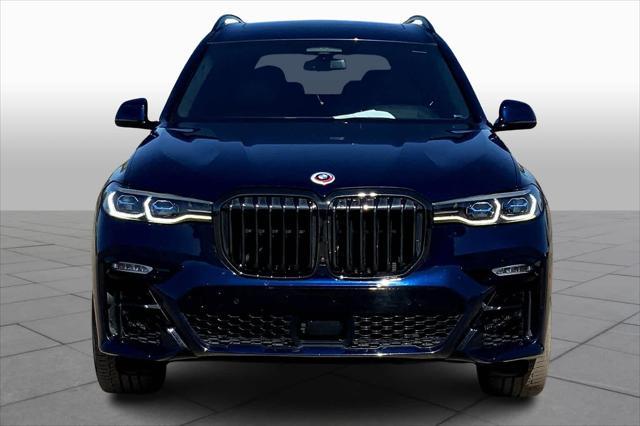 2022 bmw x7 m50i