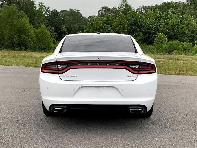2018 dodge charger sxt